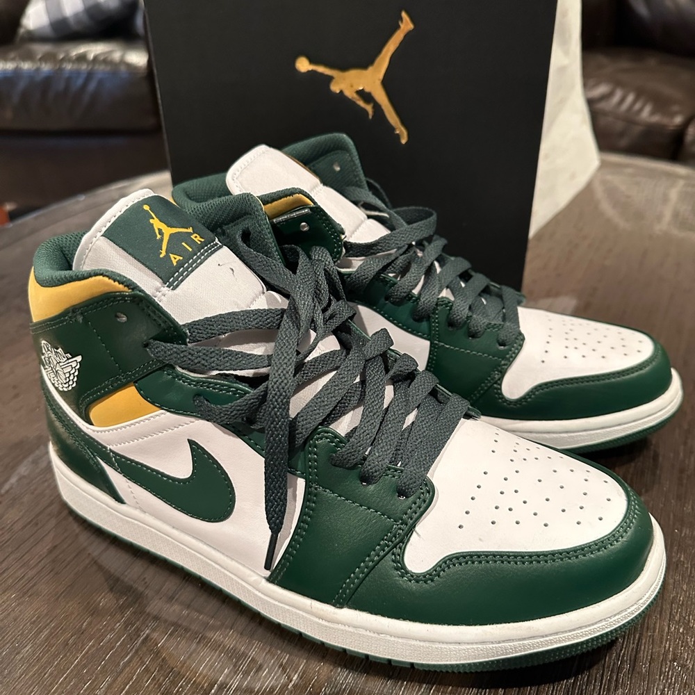Nike air Jordan 1 Mid
